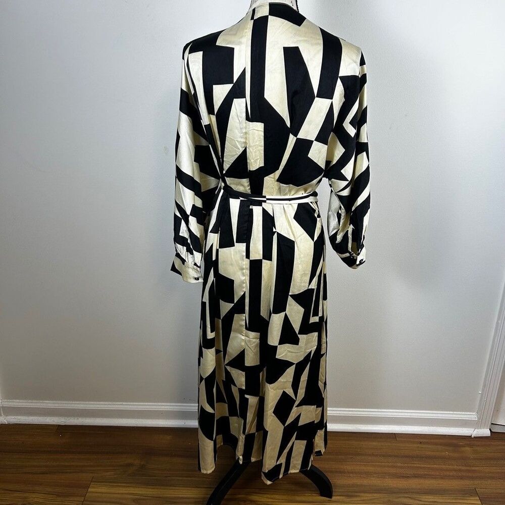 Dress Forum Los Angeles NY&C Geometric Wrap Maxi Dress Womens Medium Black Cream - Picture 6 of 11
